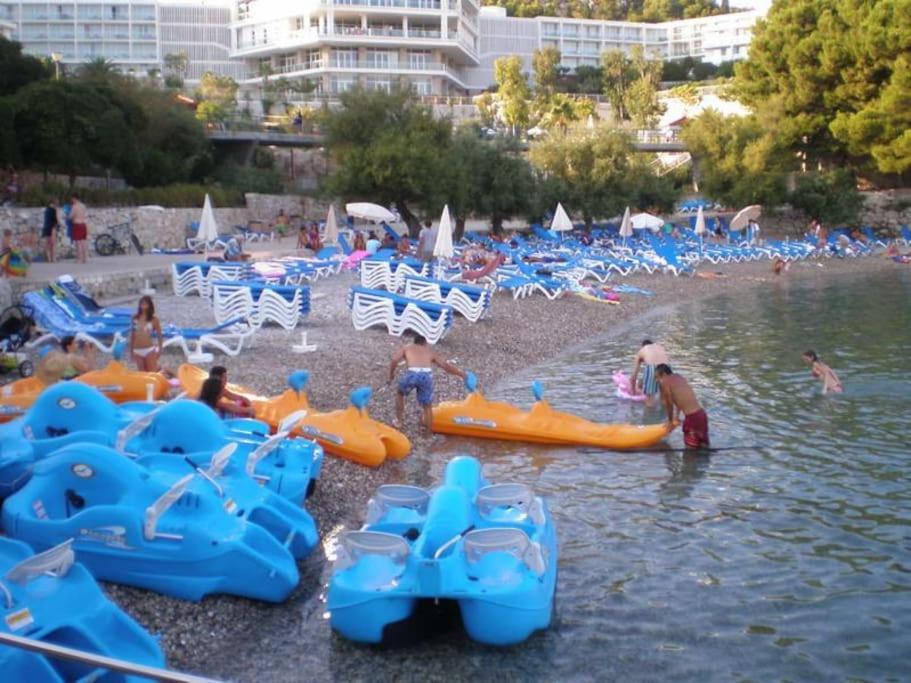 Apartman Tino With Two Sunny Terace Hvar Town Esterno foto